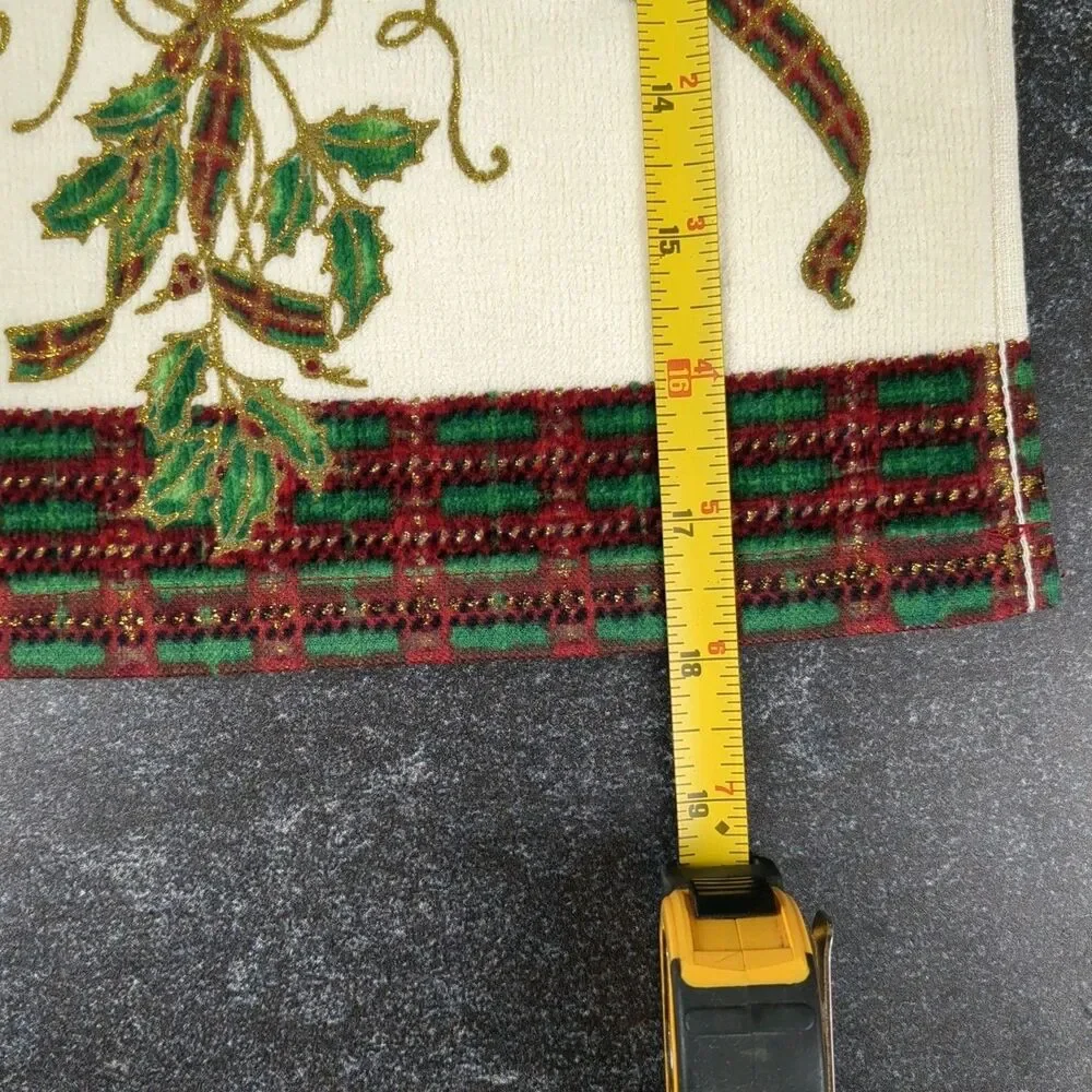 Lenox Christmas Holiday Nouveau Finger Tip Towel Holly Ribbons Pattern NEW NWT